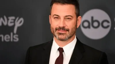 "Komedian AS Jimmy Kimmel menjadikan permintaan Presiden Prabowo untuk bertemu anak Donald Trump sebagai lelucon di acaranya. Istana menanggapi dengan menyebut hubungan keduanya dekat."