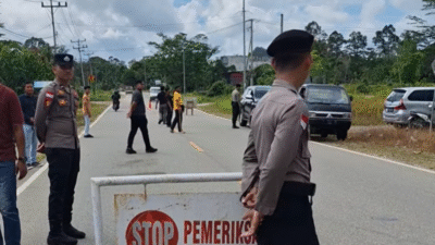 Antisipasi Narkoba, Polsek Sekayam Gelar Razia di Jalan Lintas Malindo