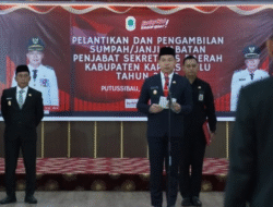 Agustinus Stormandi Resmi Dilantik Jadi Pj Sekda Kapuas Hulu