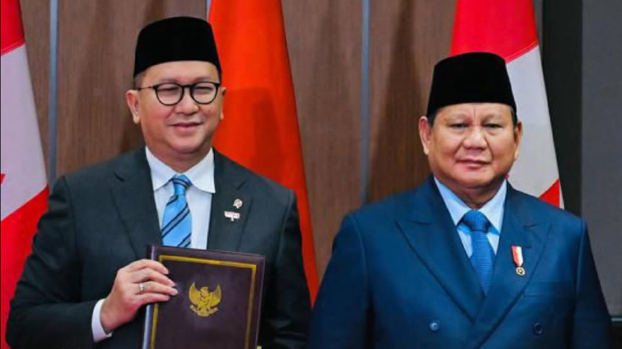 Presiden Prabowo Subianto (kanan) dan CEO Badan Pengelola Investasi (BPI) Danantara, Rosan Perkasa Roeslani (kiri). (dok. Instagram/@rosanroeslani)