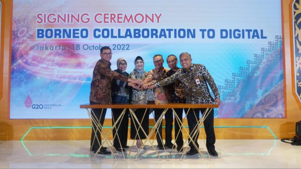 Penandatanganan MoU Borneo Collaboration antara BNI dan tiga bank daerah, termasuk Bank Kalbar, untuk peningkatan layanan perbankan digital. (Dok. Bank Kalbar)
