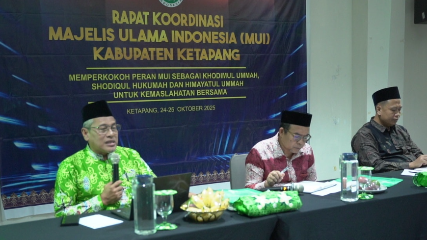 Suasana Rapat Koordinasi (Rakor) MUI Kabupaten Ketapang di Hotel Aston yang dihadiri Sekda Repalianto dan Ketua MUI Faisol Maksum. (Dok. Instagram/@mui_ketapang)