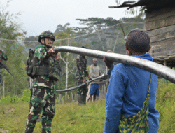 Perkuat Perbatasan, TNI Bangun Pipanisasi Air Bersih di Papua Pegunungan