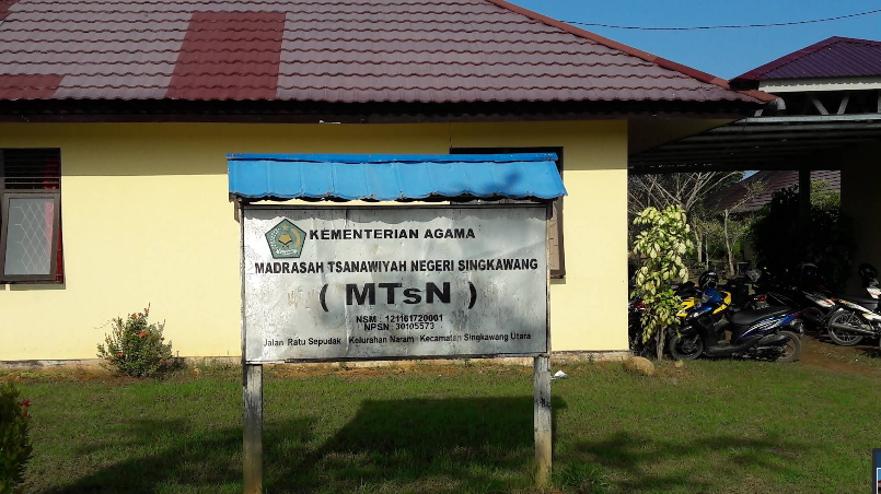Madrasah Tsanawiyah (MTs) Negeri Singkawang secara resmi melaporkan adanya dugaan percobaan penculikan yang menimpa dua siswinya ke Polsek Singkawang Utara. (Dok. HO/Faktakalbar.id)
