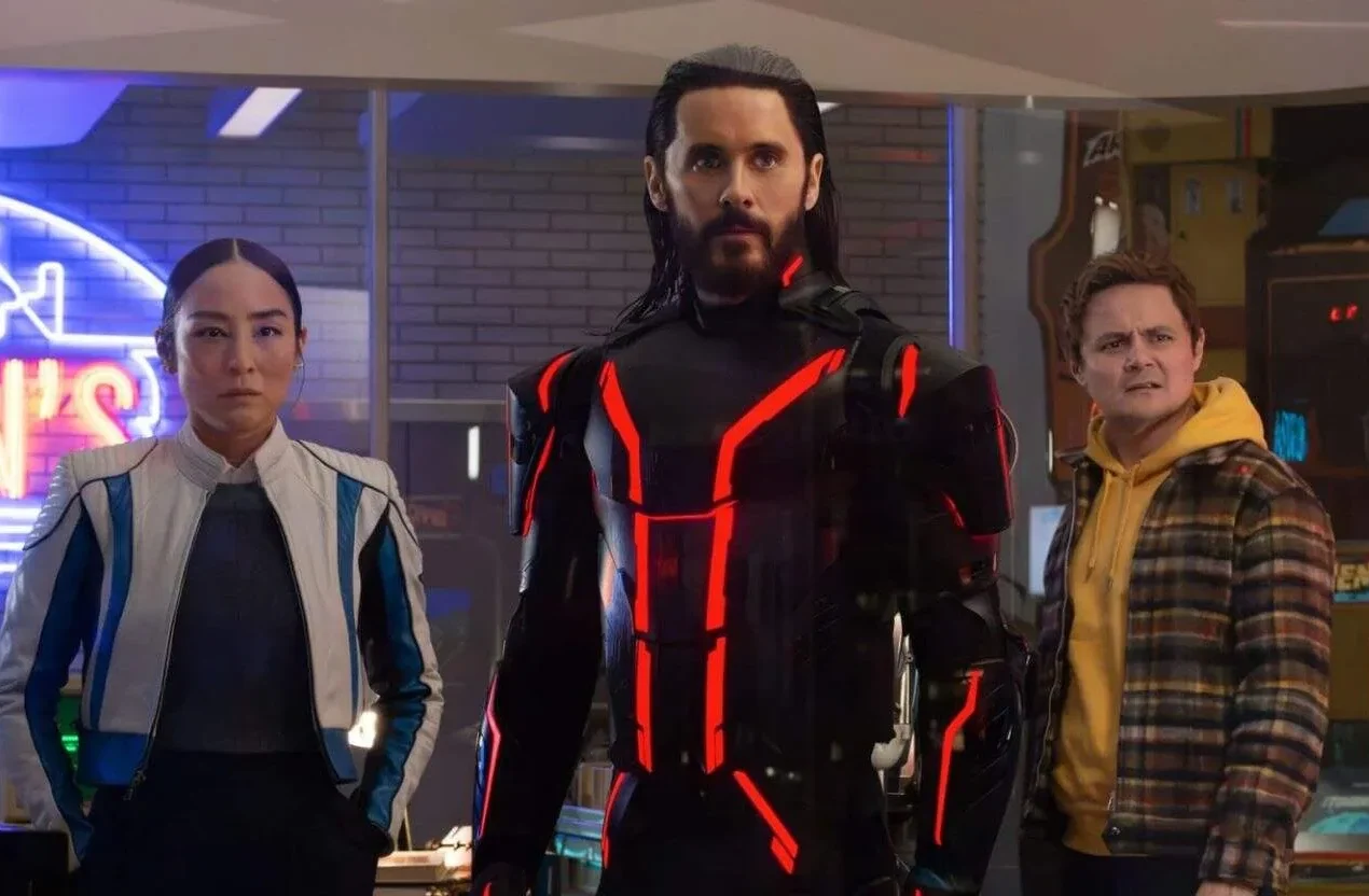 "Tron-Ares-review-jared-leto"