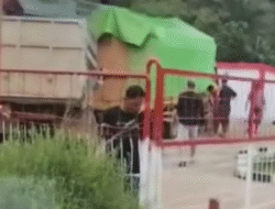 Viral! Pelayanan SPBU Simpang 2 Ketapang Dinilai Diskriminatif, Tolak ‘Mobil Luar’ dan Hanya Layani ‘Warga Kampung’