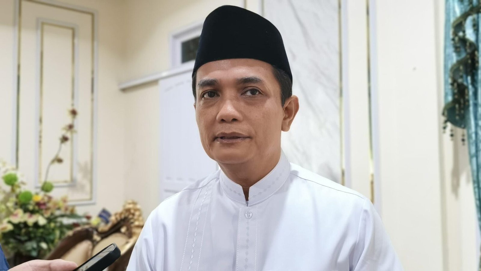 Wakil Wali Kota Pontianak Bahasan mengklarifikasi bahwa nomor WhatsAppnya diretas dan digunakan untuk modus penipuan.