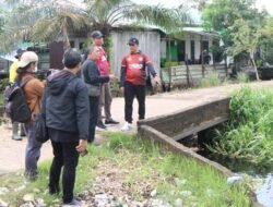 Bahasan Pimpin Gotong Royong Massal di Parit Pangeran, Ajak Warga Pontianak Utara Aktif Jaga Lingkungan