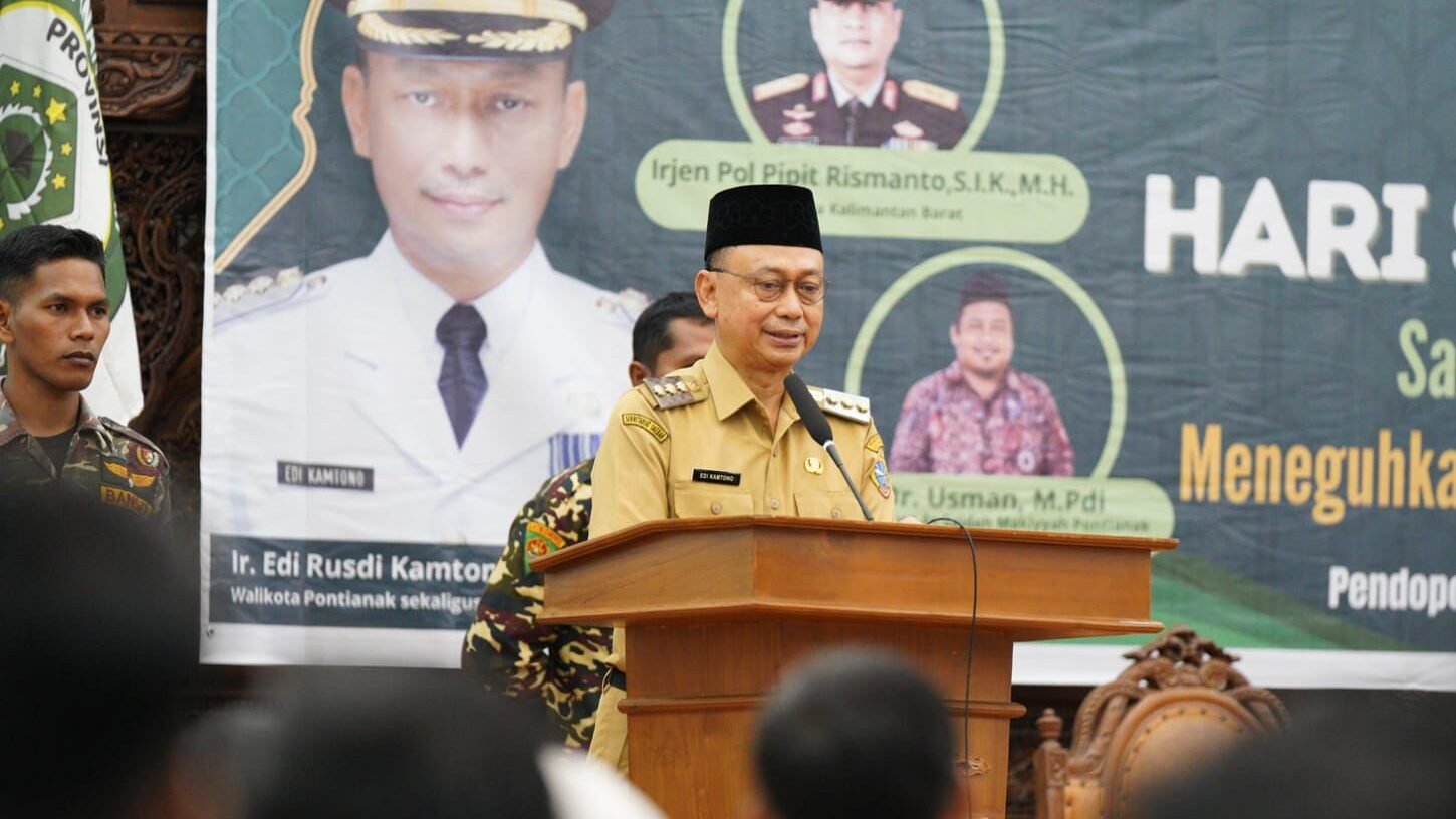 Wali Kota Pontianak Edi Rusdi Kamtono menjadi pembicara pada Seminar Hari Santri Nasional.
