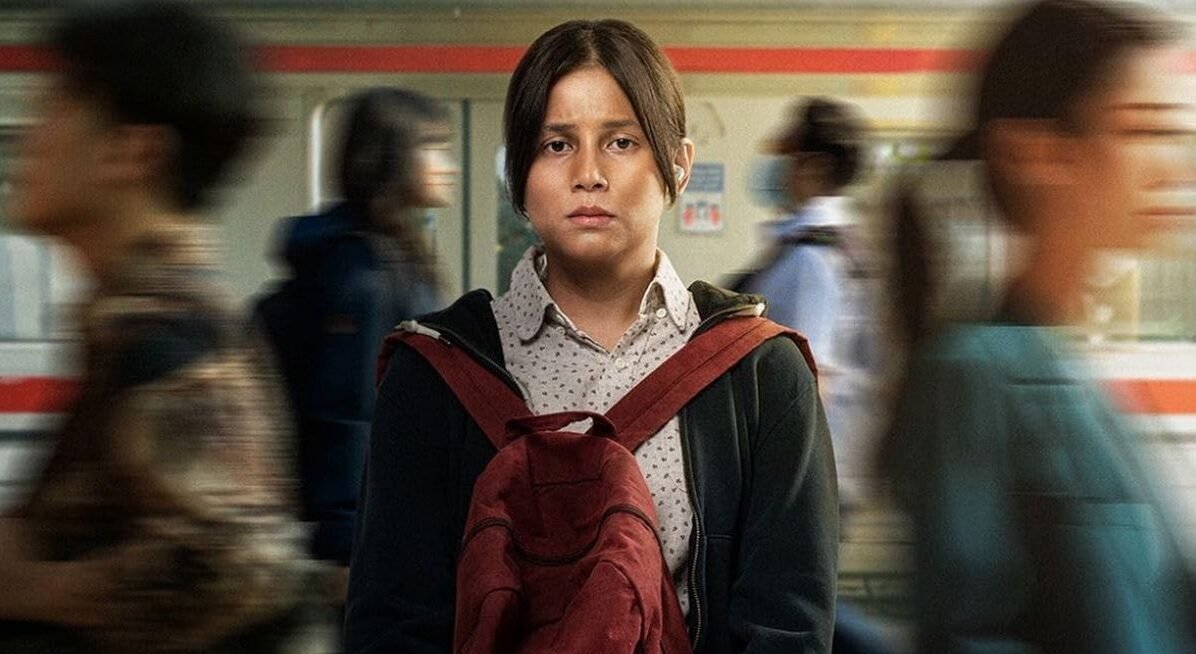 "Menganalisis film Home Sweet Loan (2024). Kisah Kaluna adalah potret generasi sandwich yang terjerat beban patriarki dan tuntutan budaya pada anak perempuan."