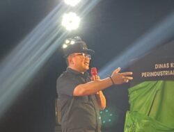 Jadi Pusat Ekonomi Baru, Bupati Sujiwo Resmikan Ruang Publik DERMARAJA di Rasau Jaya