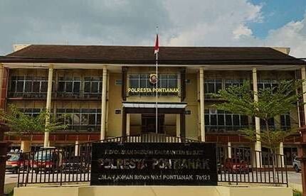 "dugaan-pungli-polresta-pontianak-persulit-cabut-laporan"