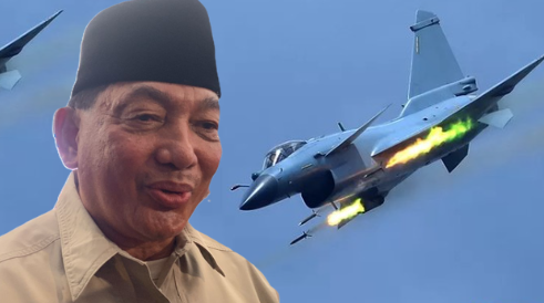 Jet tempur Chengdu J-10C buatan China yang dikabarkan akan segera memperkuat alutsista TNI Angkatan Udara setelah mendapat sinyal positif dari Menteri Pertahanan Sjafrie Sjamsoeddin.