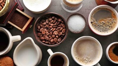 "Mengapa kopi sulit ditinggalkan? Pahami 5 alasan ilmiah dan psikologis di balik kecanduan kafein, mulai dari efek otak hingga kebiasaan sehari-hari."