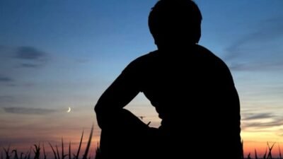 "Merasa lebih sensitif, mudah marah, atau cengeng di sore hari? Ini 5 penyebab umumnya, dari gula darah turun, kelelahan, hingga akumulasi stres."