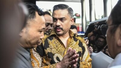Viral Anjurkan UMKM Bikin Barang KW, Menteri Maman Minta Maaf dan Luruskan Pernyataan
