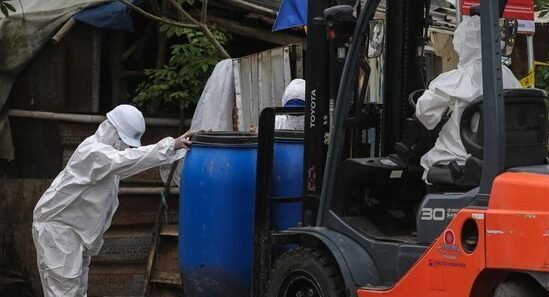 "Kondisi mengerikan di Cikande, Banten, di mana radiasi Cesium-137 ditemukan 875.000 kali di atas batas aman. Sembilan pekerja telah menjadi korban paparan."