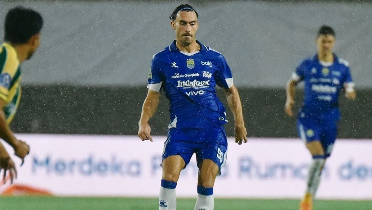 Hasil Super League: Persib Bandung Hajar PSBS Biak 3-0