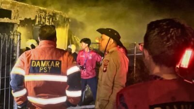 10 Unit Mess Karyawan di Kubu Raya Ludes Terbakar, Api Diduga dari Bangunan Kosong