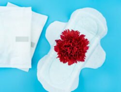 Bukan Hamil, 5 Alasan Siklus Menstruasimu Berantakan