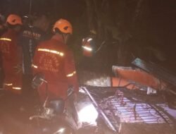 Diterjang Angin Kencang, Rumah Roboh di Balikpapan Tewaskan Ibu dan Anak