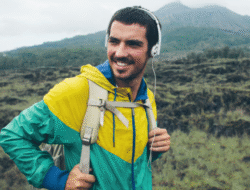 Bikin Perjalanan Lebih Syahdu, Ini 5 Lagu Indonesia Wajib Masuk Playlist Pendaki