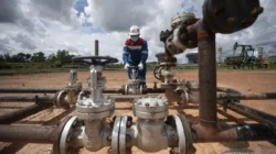 Ilustrasi: Aktivitas di salah satu sumur minyak PT Pertamina Hulu Rokan (PHR) yang kini menjadi pionir penerapan teknologi multistage fracturing (MSF) di Indonesia.