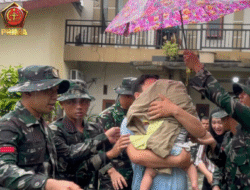 Air Sungai Babura Meluap, Banjir Medan Capai Ketinggian Sedada, Warga Dievakuasi TNI