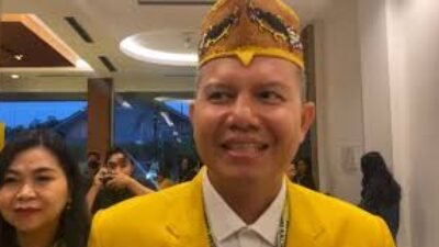 Bupati Gunung Mas Jaya Samaya Monong irit bicara usai diperiksa KPK sebagai saksi kasus dugaan korupsi fasilitas kredit LPEI yang rugikan negara Rp11 T.