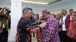 Lantik Pengurus ICDN Kalbar, Gubernur Ria Norsan: Cendekiawan Dayak Harus Jadi Jembatan Tradisi dan Modernitas