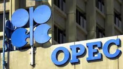 OPEC+ memutuskan untuk menaikkan produksi minyak sebesar 137.000 barel per hari (bph) pada Desember 2025. Kenaikan ini akan ditangguhkan pada Q1 2026.