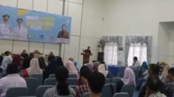 Kepala DKUMP Pontianak, Ibrahim saat membuka kegiatan Inkubator Bisnis Digital Segmen Pelaku Usaha di Aula Rumah Dinas Wawako Pontianak, Sabtu (15/11/2025).