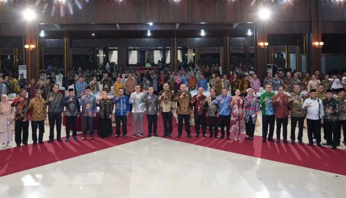 "Komisi-Informasi-Publik-Kalbar-PDAM"