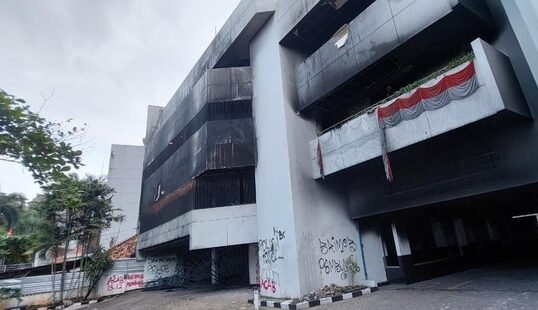 "KontraS tunggu hasil uji forensik temuan dua kerangka di Kwitang. Diduga terkait Reno Syahputra Dewo dan Muhammad Farhan Hamid, korban hilang demo Agustus."