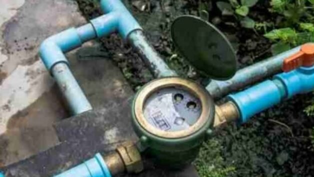 "Waspada, pencurian meteran air sedang marak di Pontianak. Simak prosedur pelaporan dan penggantian resmi dari Perumda Air Minum Tirta Khatulistiwa."