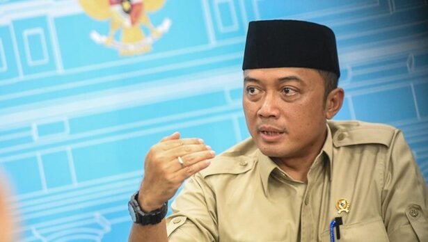 "Istana mengonfirmasi adanya pembahasan rencana merger Grab dan GoTo. Mensesneg Prasetyo Hadi menyebut BPI Danantara ikut terlibat untuk optimalkan perusahaan dan lindungi mitra ojol."