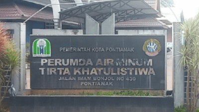 "Perumdam Tirta Khatulistiwa akan melakukan pemeliharaan IPA Selat Panjang pada 17 & 19 November 2025. Warga Pontianak Utara diimbau menampung air."