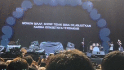 Penampilan Whisnu Santika di Bla Bla Bla Fest Pontianak, Sabtu (29112025) terhenti akibat genset terbakar.
