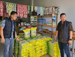 Jaga Stabilitas Pangan, Polres Kubu Raya Cek Harga dan Stok Beras di Pasar Parit Baru