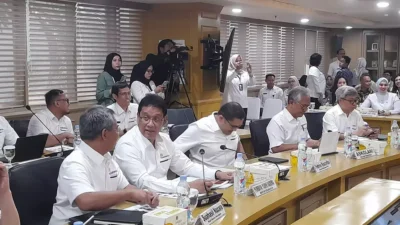 "Menkeu Purbaya tawarkan pimpinan DPD pindah duluan ke IKN. Wakil Ketua DPD Tamsil Linrung menjawab: "Kita terakhir aja."