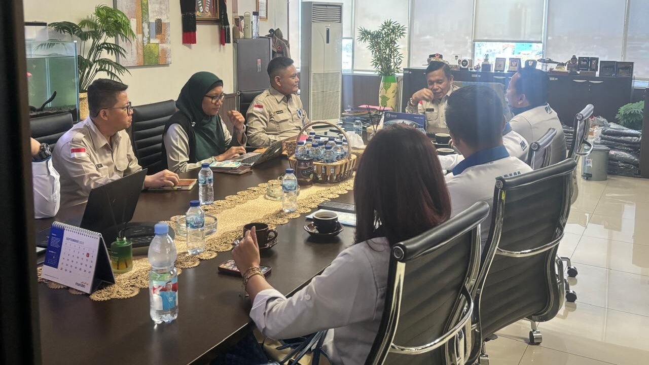 Pertemuan teknis antara jajaran BNPB dan Permodalan Nasional Madani (PNM) di Graha BNPB, Jakarta, Senin (17/11), membahas rencana kerja sama pemulihan pascabencana.