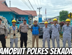 Polres Sekadau Kawal Kegiatan Penertiban Listrik PLN di Empat Kecamatan