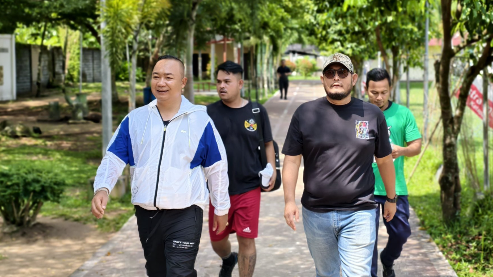 Taman Kota Tanjungpura, Ketapang, yang menjadi lokasi Bupati Alexander Wilyo berolahraga sambil meninjau fasilitas publik. (Dok. Facebook/ @alexander wilyo)