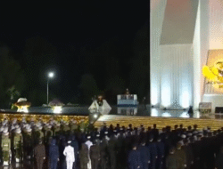 Pimpin Renungan Suci di Kalibata, Prabowo: Jangan Lupakan Jasa Pahlawan