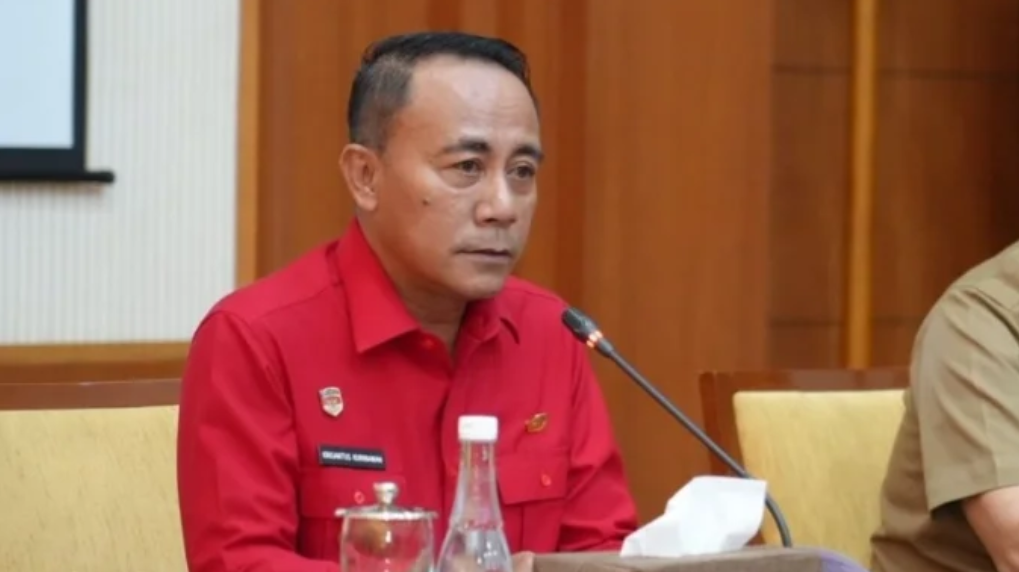 Wakil Gubernur Kalbar Krisantus Kurniawan saat memimpin High Level Meeting (HLM) TPID jelang Nataru di Kantor Bank Indonesia Kalbar. (Dok. HO/Faktakalbar.id)