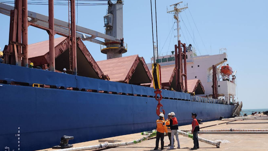 Pelabuhan Internasional Kijing di Mempawah yang potensinya terkendala infrastruktur jalan pendukung. (Dok. Ist)