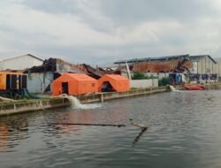 Banjir Kota Semarang Mulai Surut, Jalan Kaligawe Sudah Bisa Dilintasi