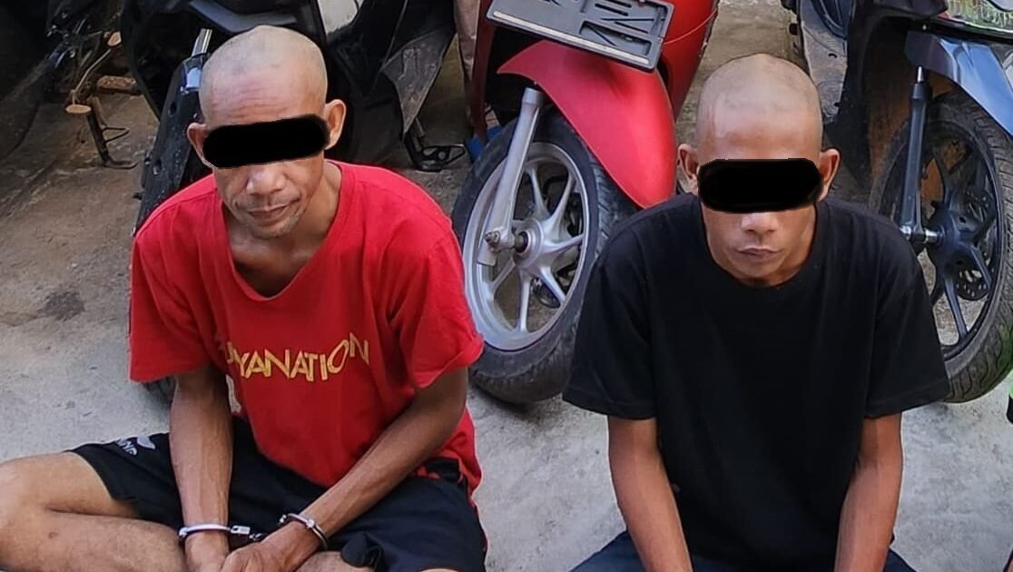 Tersangka (AD) dan (GK) pelaku curanmor viral di RS Fatima Ketapang. Foto: HO/Faktakalbar.id