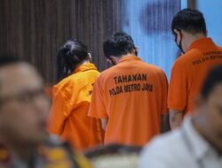 Tawaran Cuan Lewat WA, Sindikat Penipuan Crypto Asal Singkawang Dibongkar Polisi