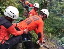 Longsor Terjang Banjarnegara, 30 Rumah Rusak Berat dan Puluhan Warga Tertimbun
